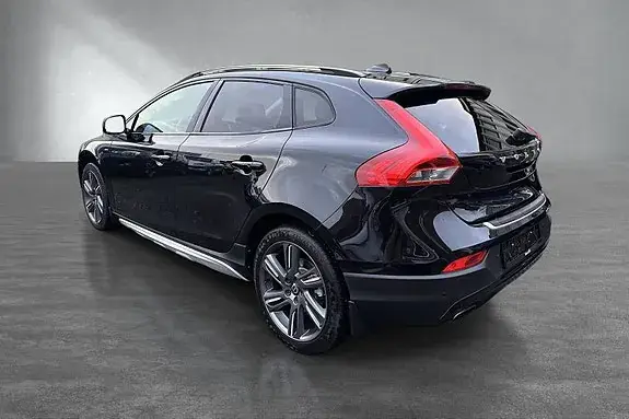 Volvo V40 Cross Country 2014 photo 3