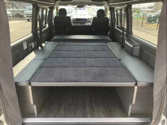 Toyota Hiace Gl 2024 photo 4