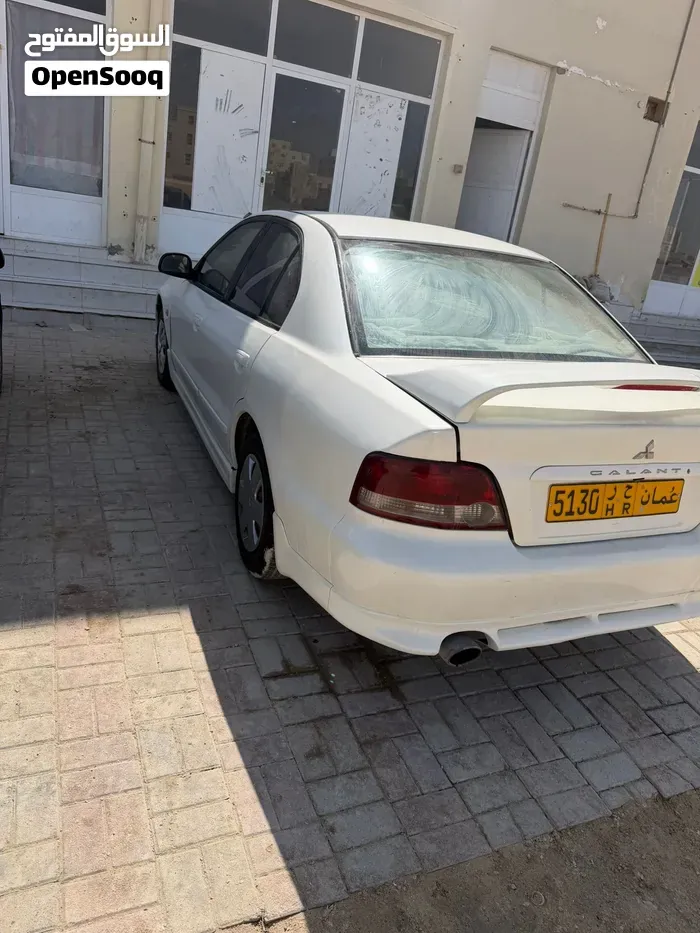 Mitsubishi Galant 2005 photo 2