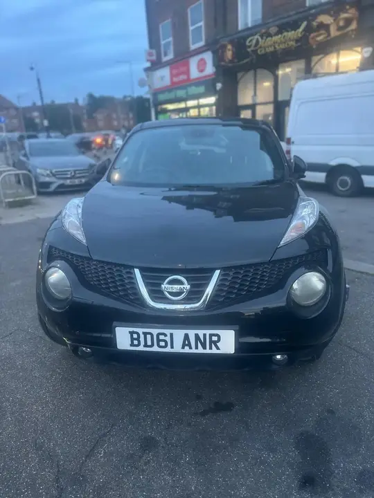 Nissan Juke 2012 photo 2