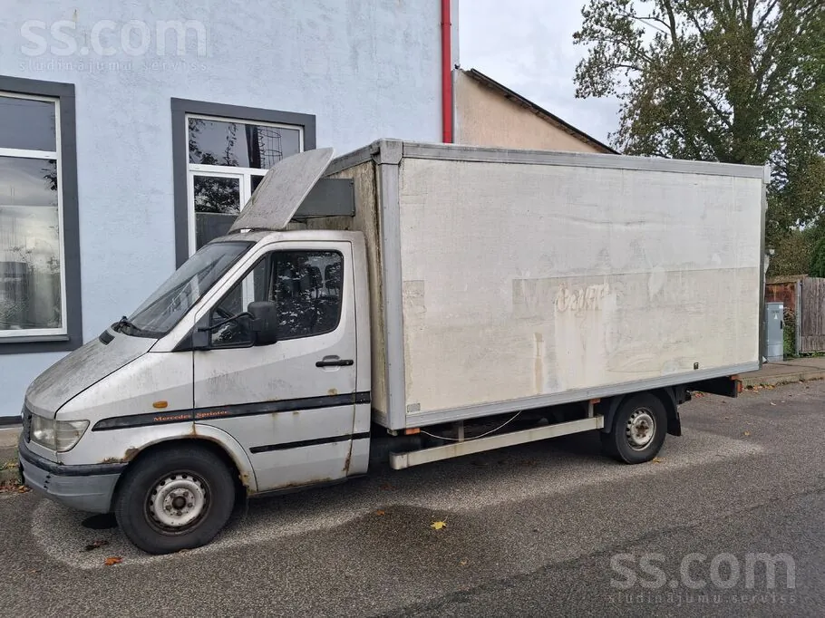 Mercedes-Benz Sprinter
