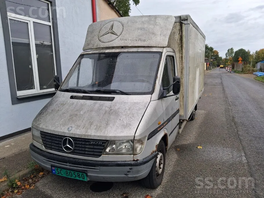 Mercedes-Benz Sprinter 1996 photo 2