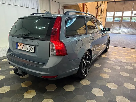 Volvo V50 2011 photo 3
