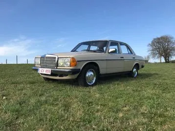 Mercedes-Benz E230