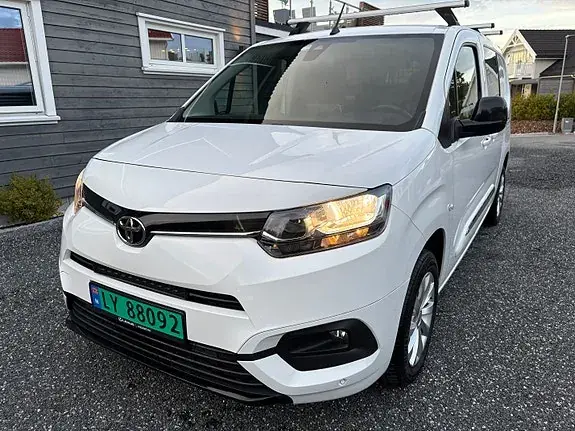 Toyota Proace City 2022 photo 2
