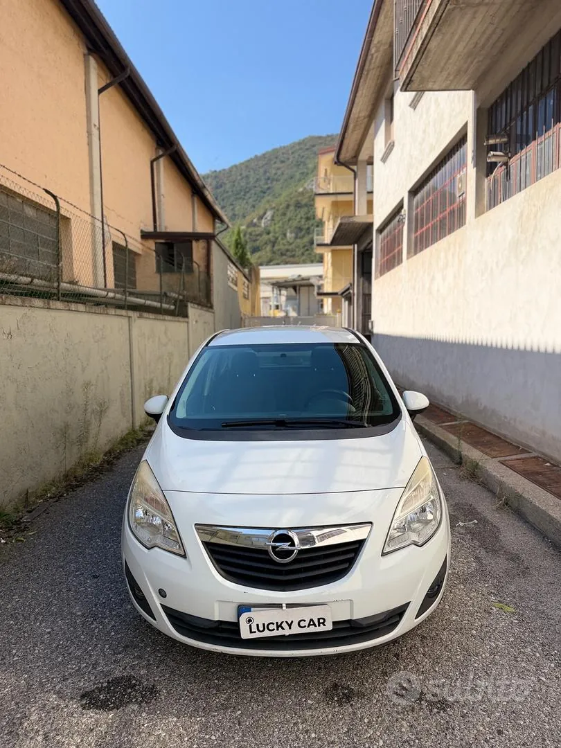 Opel Meriva 2010 photo 2