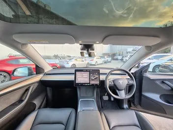 Tesla Model Y 2024 photo 4