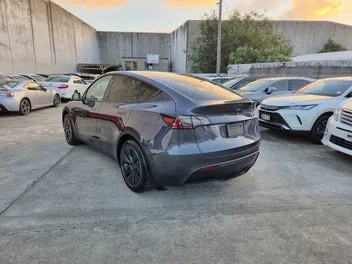 Tesla Model Y 2024 photo 5