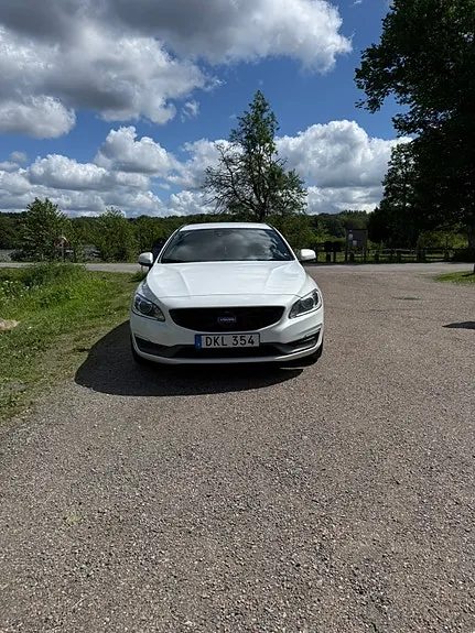 Volvo V60 2015 photo 5