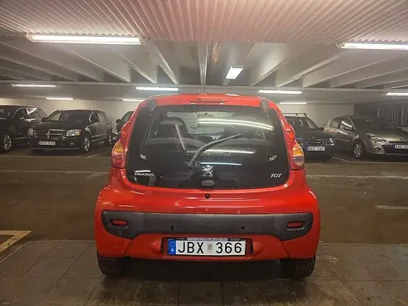 Peugeot 107 2009 photo 4