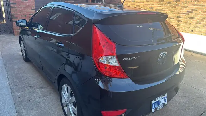 Hyundai Accent 2013 photo 4