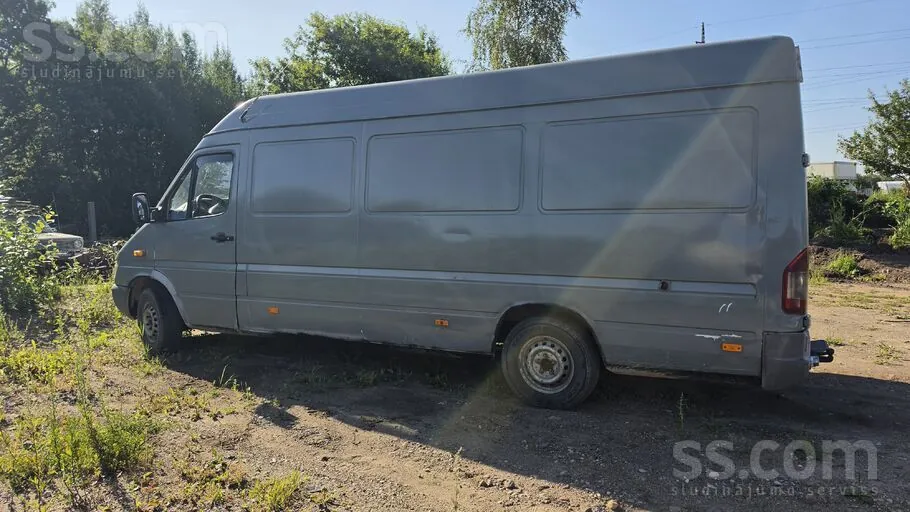 Mercedes-Benz Sprinter 2004 photo 3