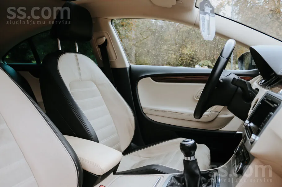 Volkswagen Passat Cc 2011 photo 5