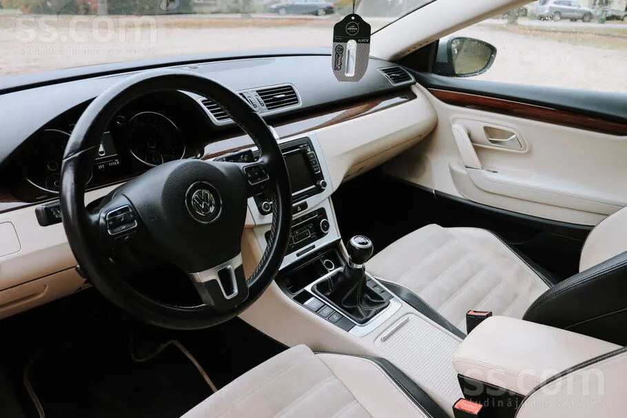 Volkswagen Passat Cc 2011 photo 4
