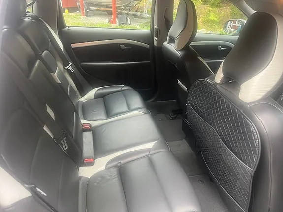 Volvo V70 2010 photo 4