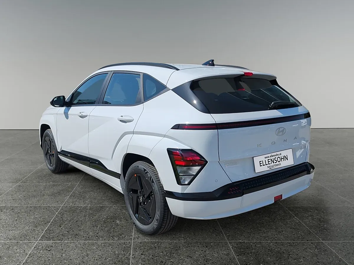 Hyundai Kona photo 3