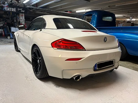 BMW Z4 2011 photo 4
