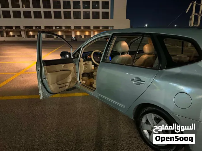 Kia Carens 2007 photo 3