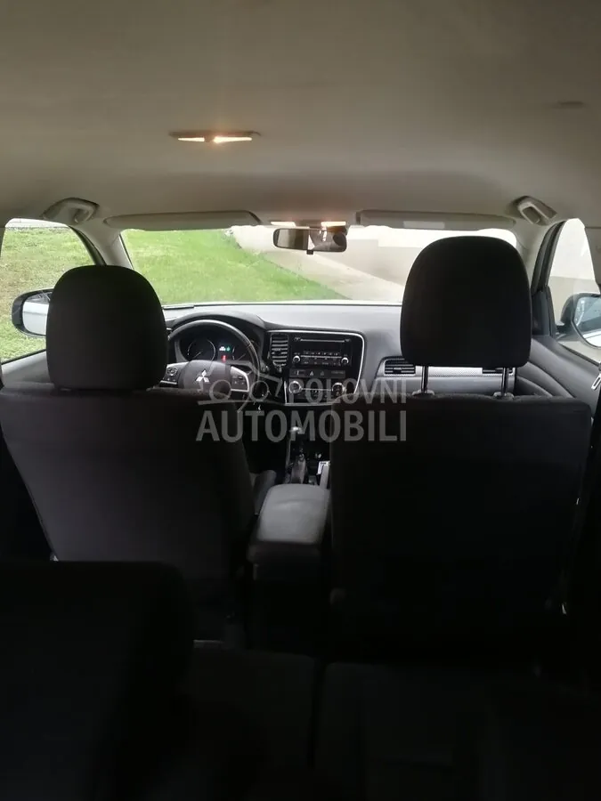 Mitsubishi Outlander 2012 photo 5
