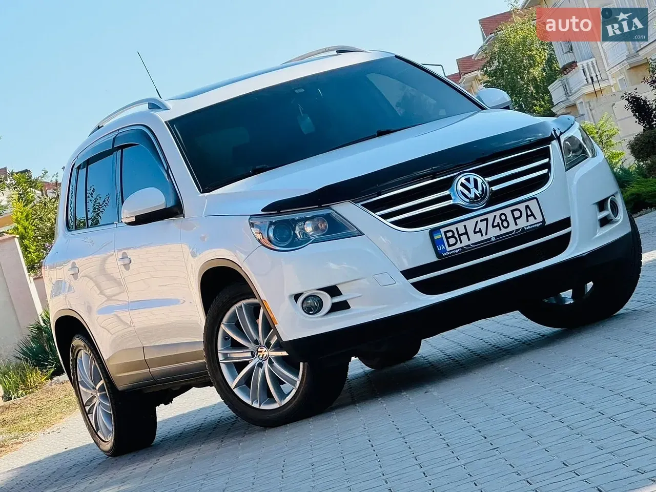 Volkswagen Tiguan 2011 photo 3