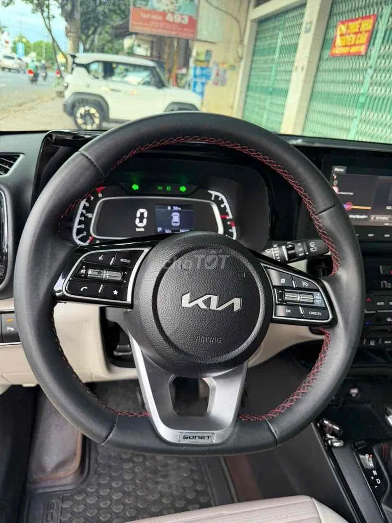 Kia Sonet 2023 photo 2