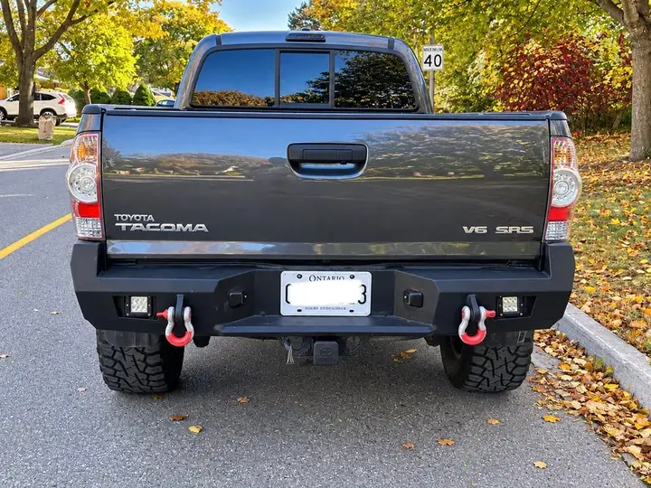 Toyota Tacoma 2010 photo 5