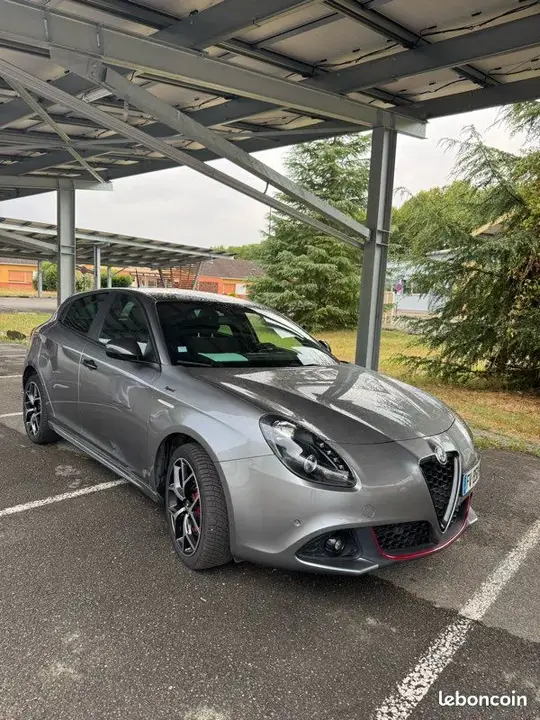 Alfa Romeo Giulietta 2020 photo 3