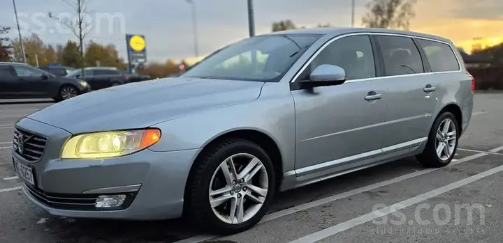 Volvo V70