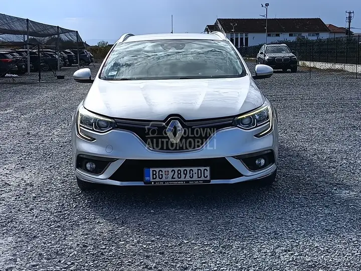 Renault Megane 2019 photo 2