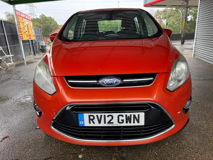 Ford Grand C-Max 2012 photo 2