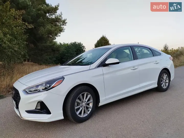 Hyundai Sonata
