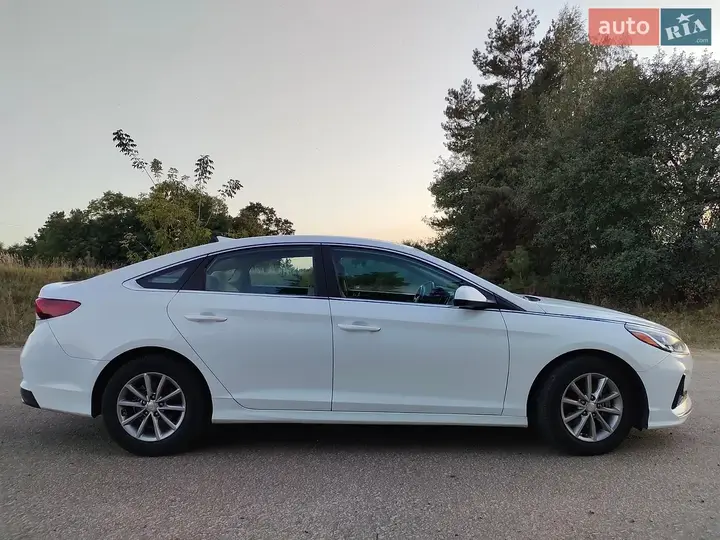 Hyundai Sonata 2017 photo 3