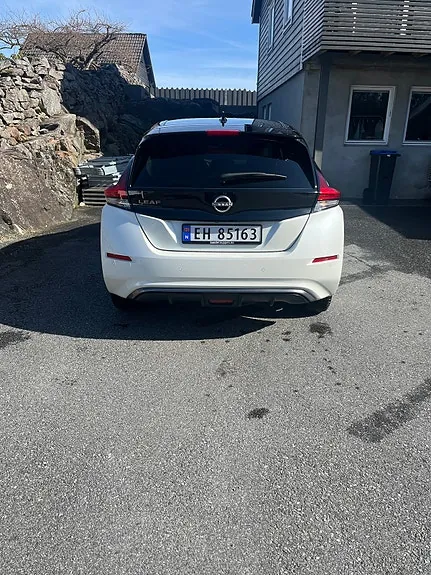 Nissan Leaf 2024 photo 2