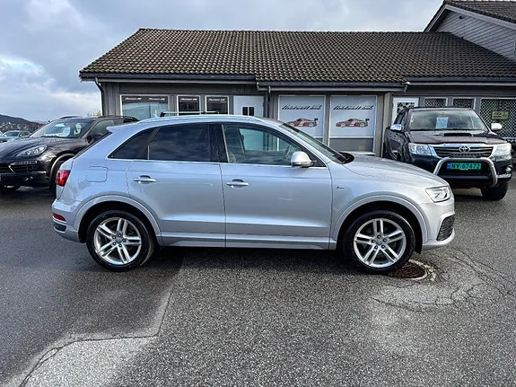 Audi Q3 2017 photo 4