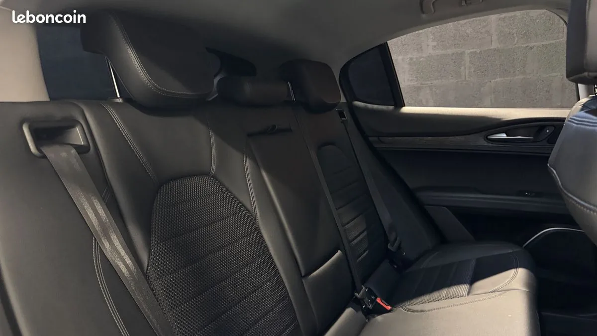 Alfa Romeo Stelvio 2019 photo 5