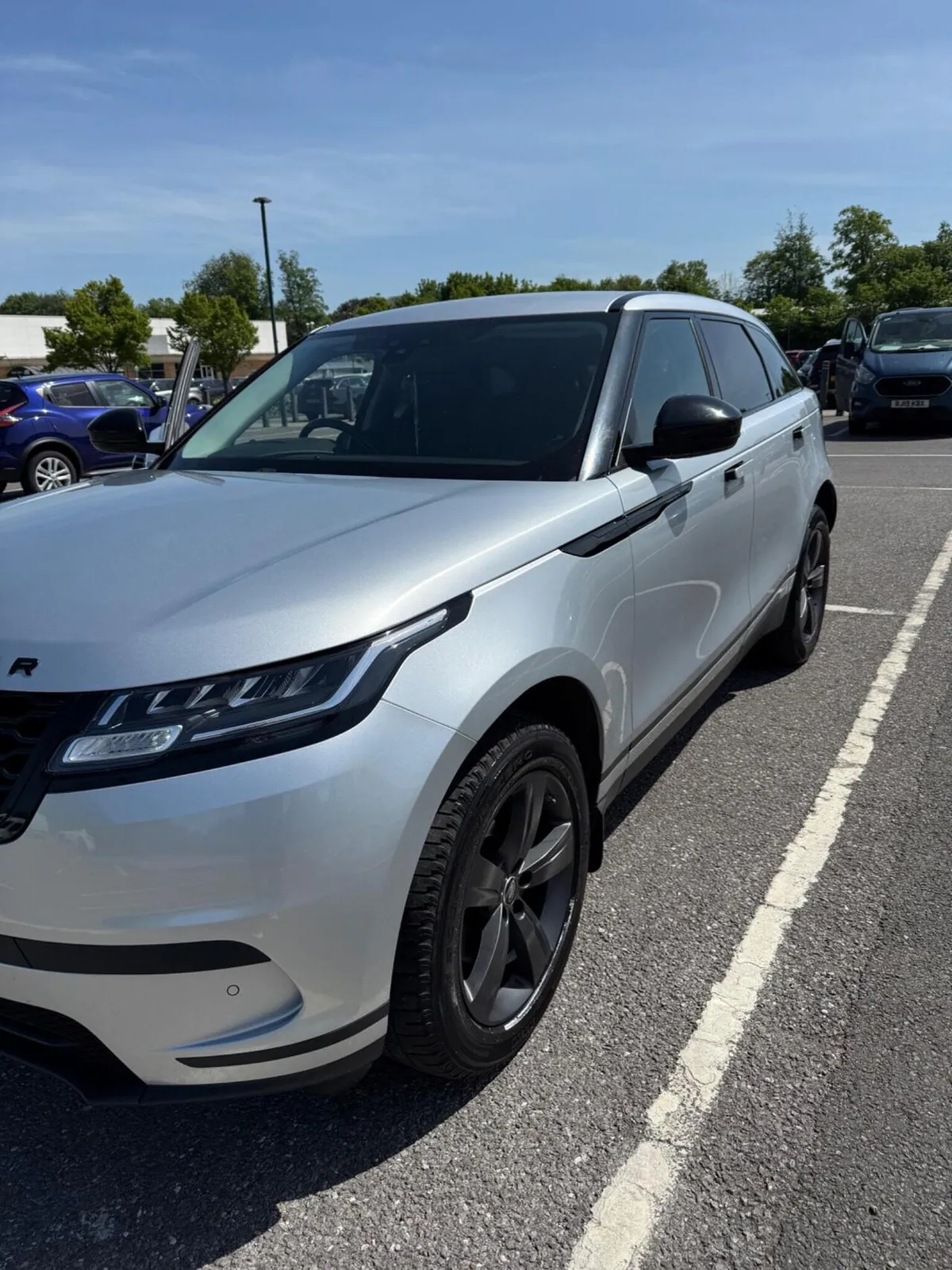 Land Rover Range Rover Velar 2018 photo 2