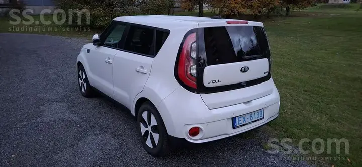 Kia Soul 2018 photo 3