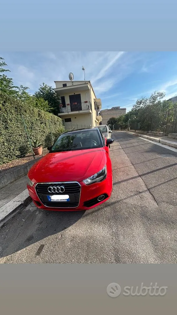 Audi A1 2010 photo 2