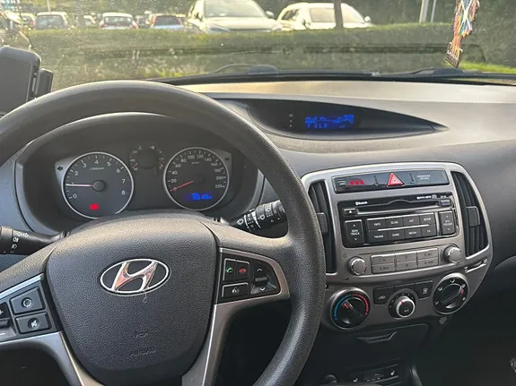 Hyundai I20 2012 photo 4