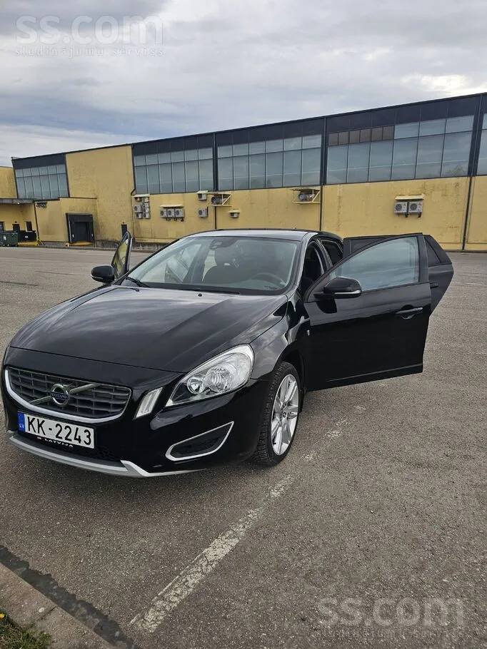 Volvo V60