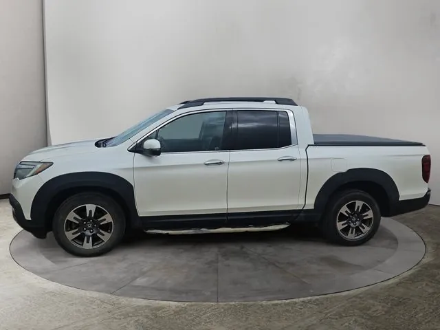 Honda Ridgeline 2017 photo 2