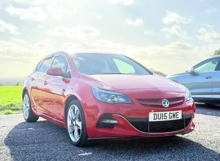 Vauxhall Astra 2015 photo 4