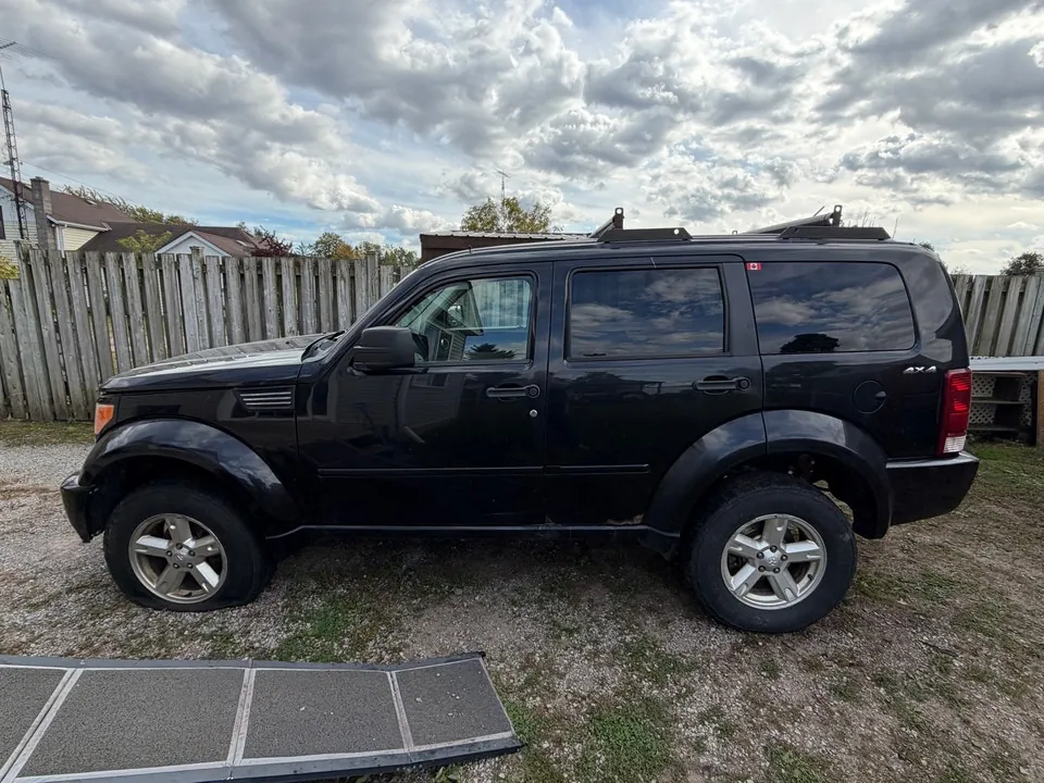 Dodge Nitro 2010 photo 2