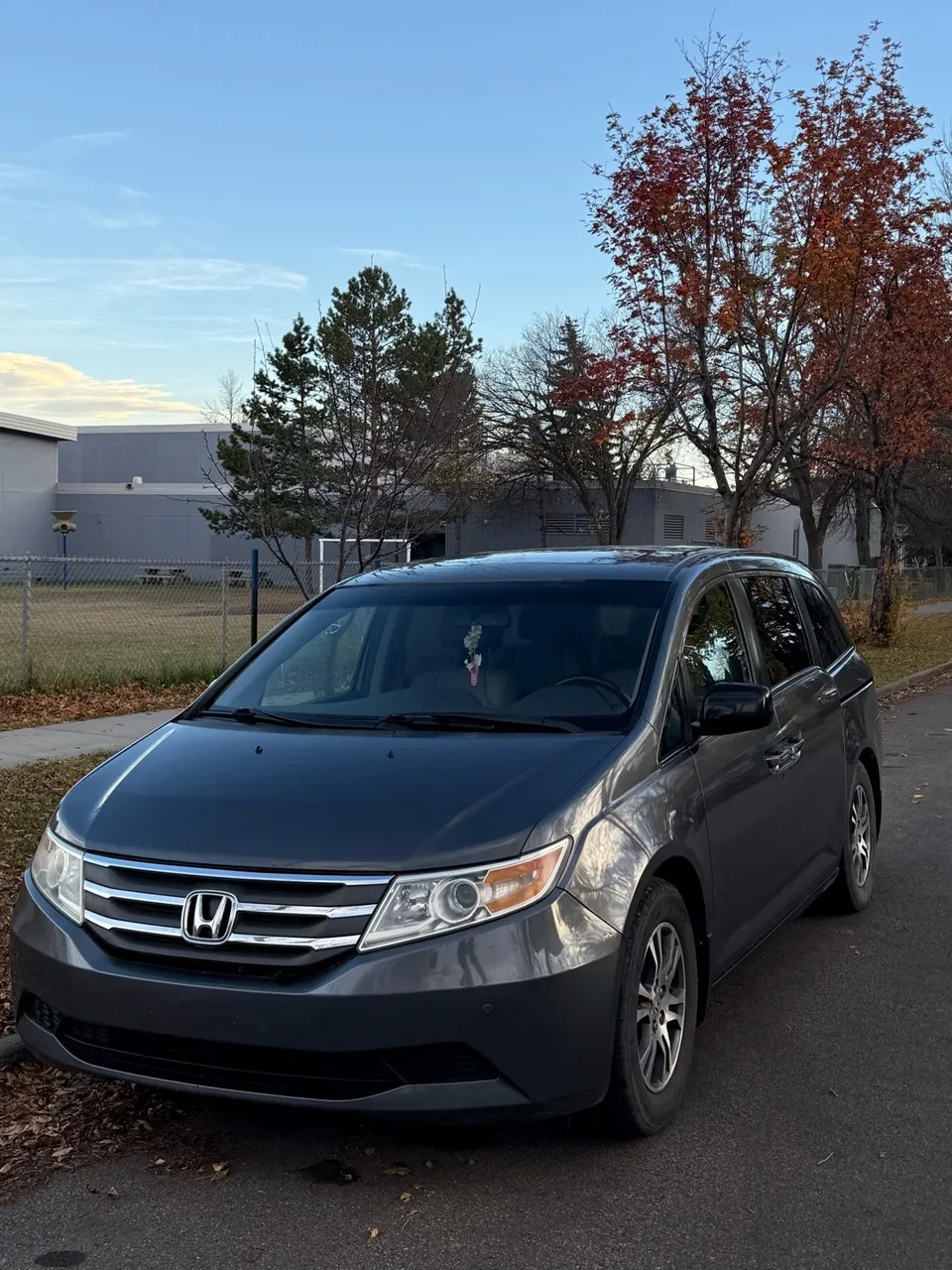 Honda Odyssey 2012 photo 3