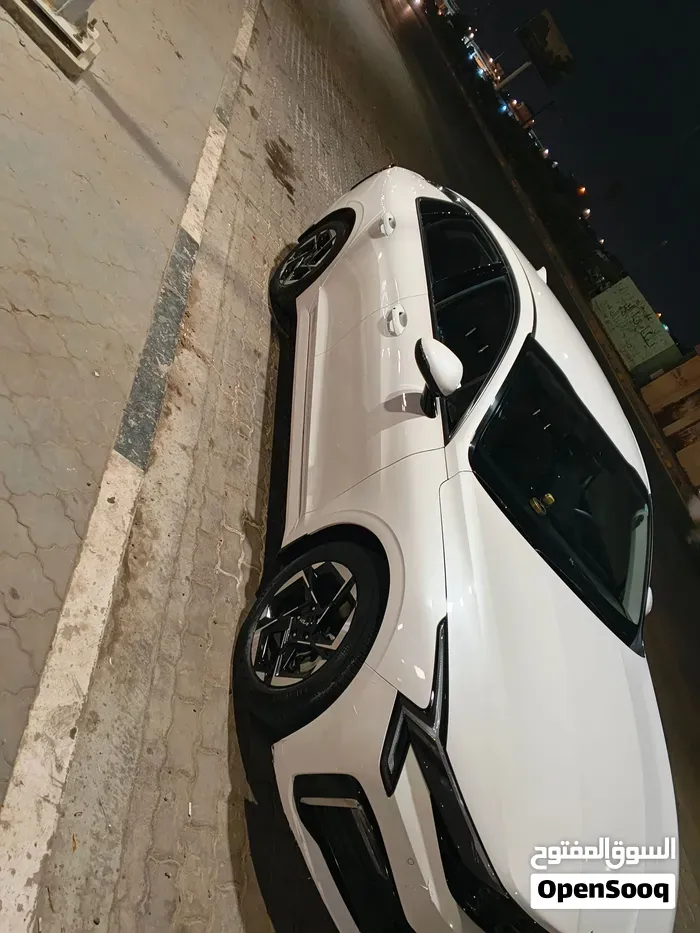 Kia K5 2025 photo 2
