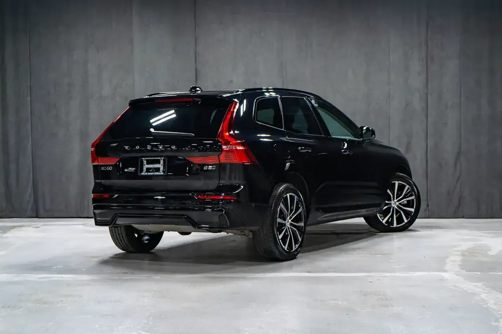 Volvo Xc60 2025 photo 4