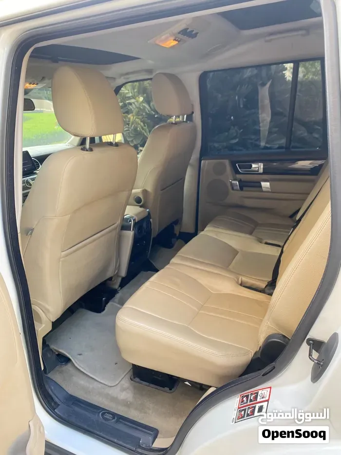 Land Rover Lr4 2011 photo 3