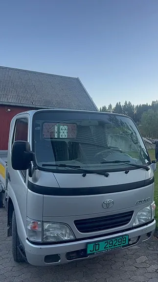 Toyota Dyna 100 2002 photo 2