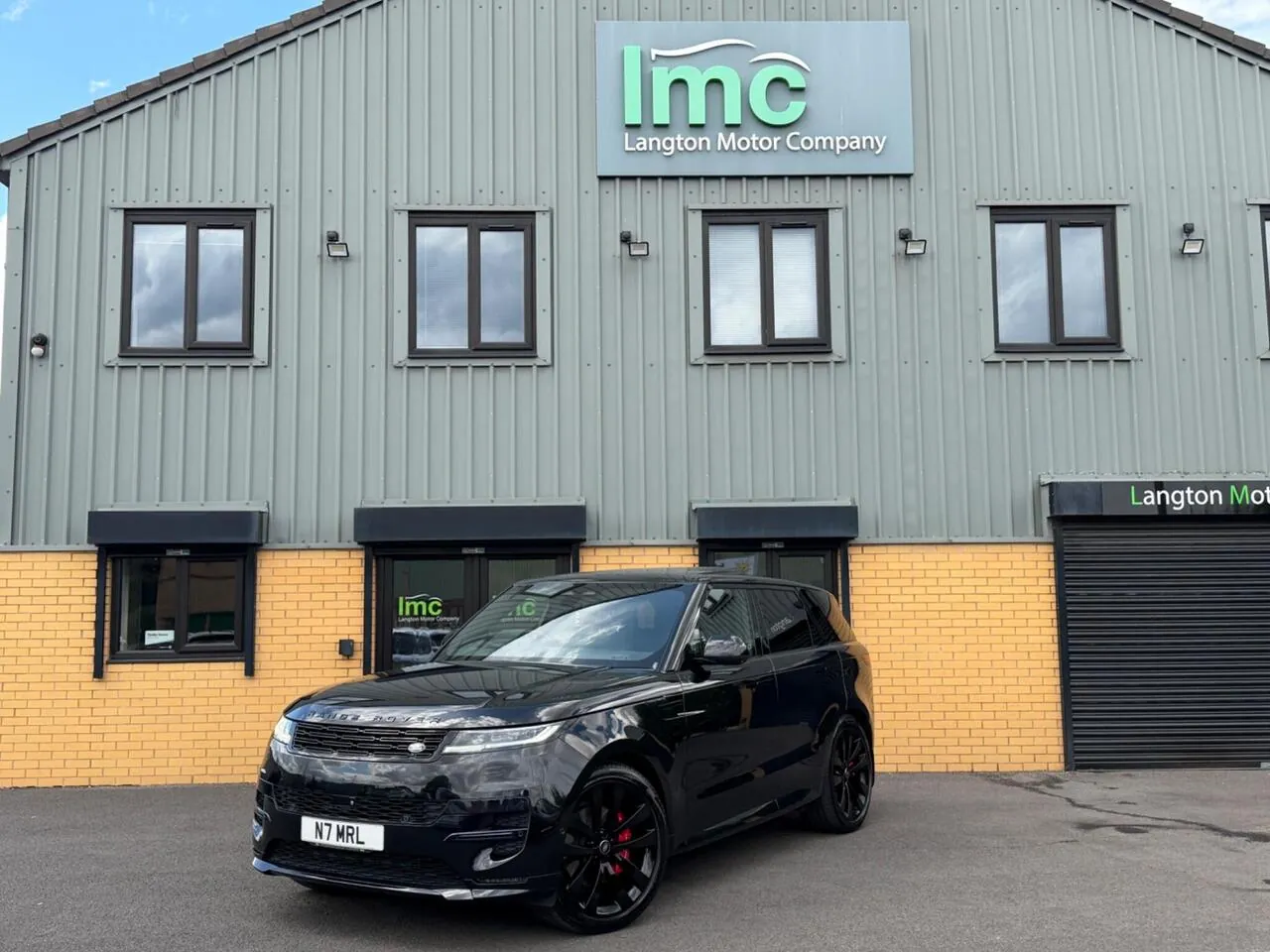 Land Rover Range Rover Sport 2023 photo 2