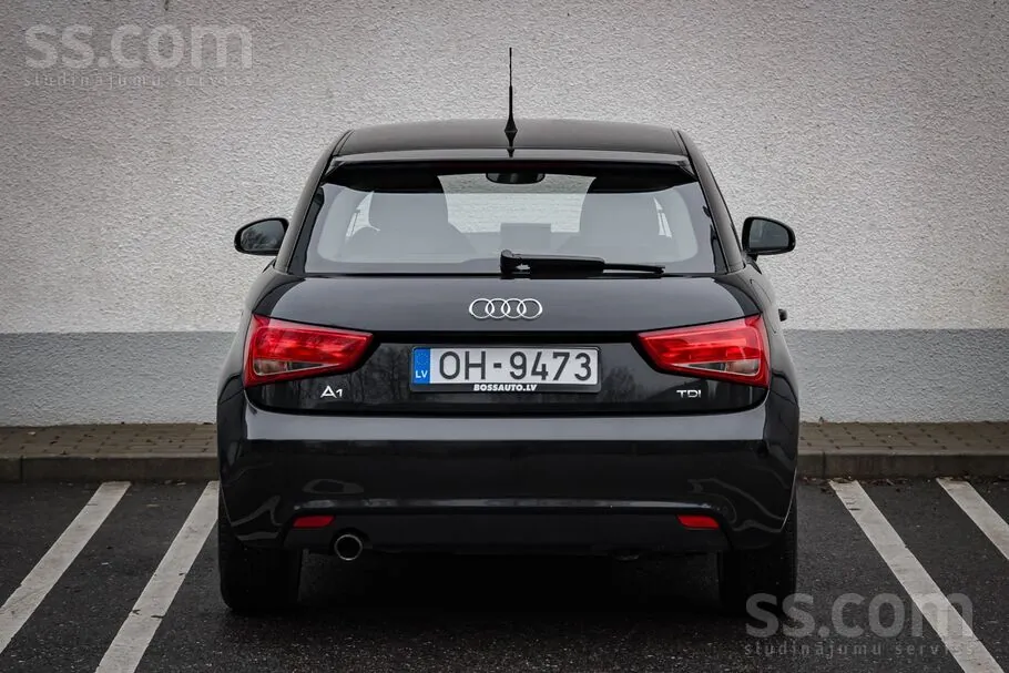 Audi A1 2010 photo 5